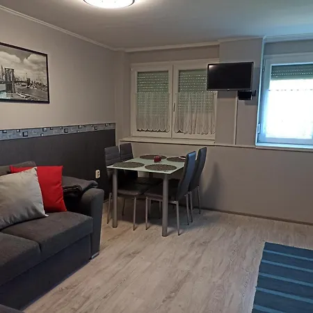 Angi Apartman- Nagyszeru Elhelyezkedes, Vendegkozpontu Szallashely-szolgaltatas Apartament Harkány